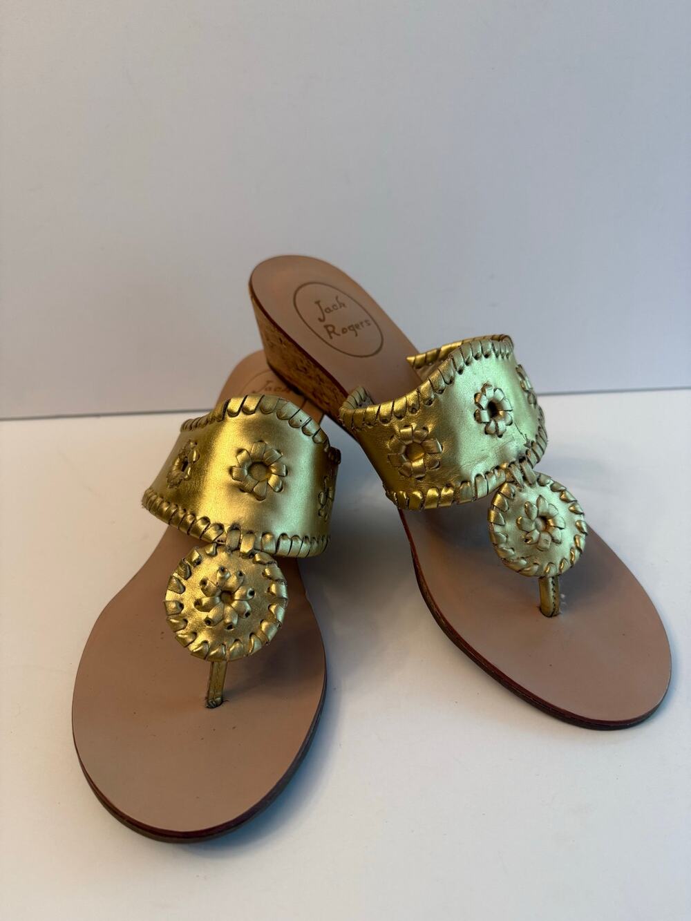 Jack Rogers Cork Wedge Sandals Womens Size 7 Gold Metallic Whipstitch Resortwear